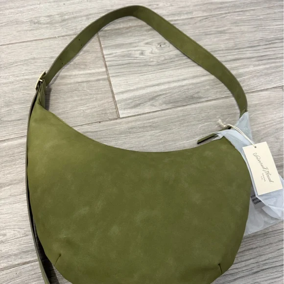 Universal Thread - Slouchy Crescent Sling Handbag - Universal Thread  Green - Picture 6 of 7